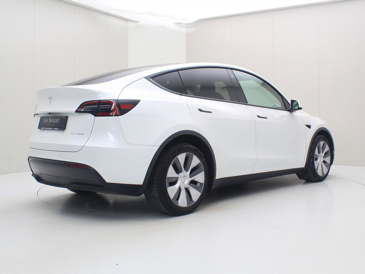 Tesla Model Y Long Range AWD 75kWh 351pk 91.8% SoH [ AMD RYZEN+AUTOPILOT+19 INCH+PREMIUM AUDIO ] 4
