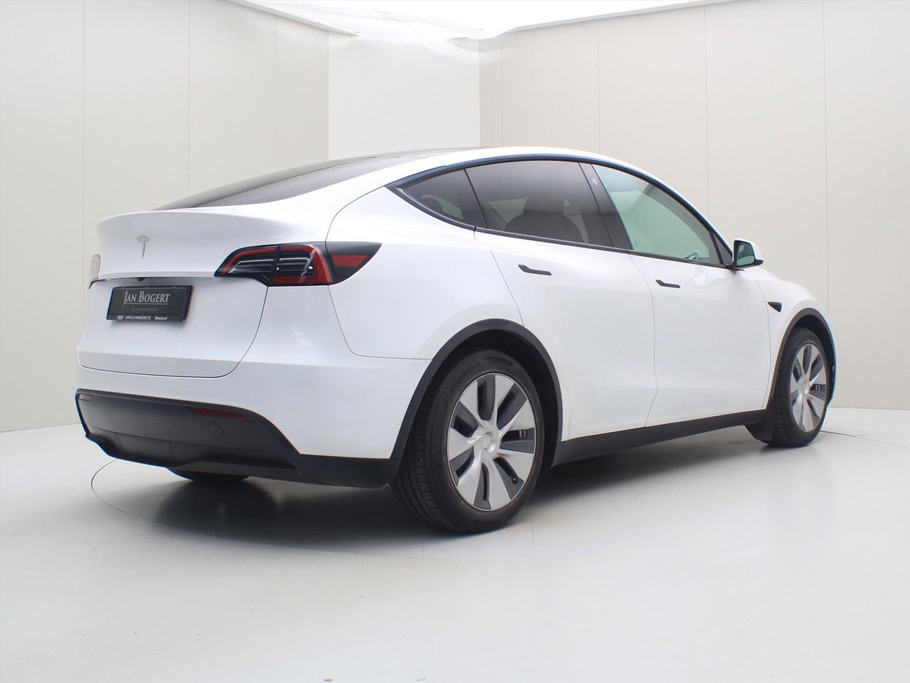 Tesla Model Y Standard RWD Plus 299pk 94.8% SoH [ AMD RYZEN+AUTOPILOT+19 INCH+PREMIUM AUDIO ] 3