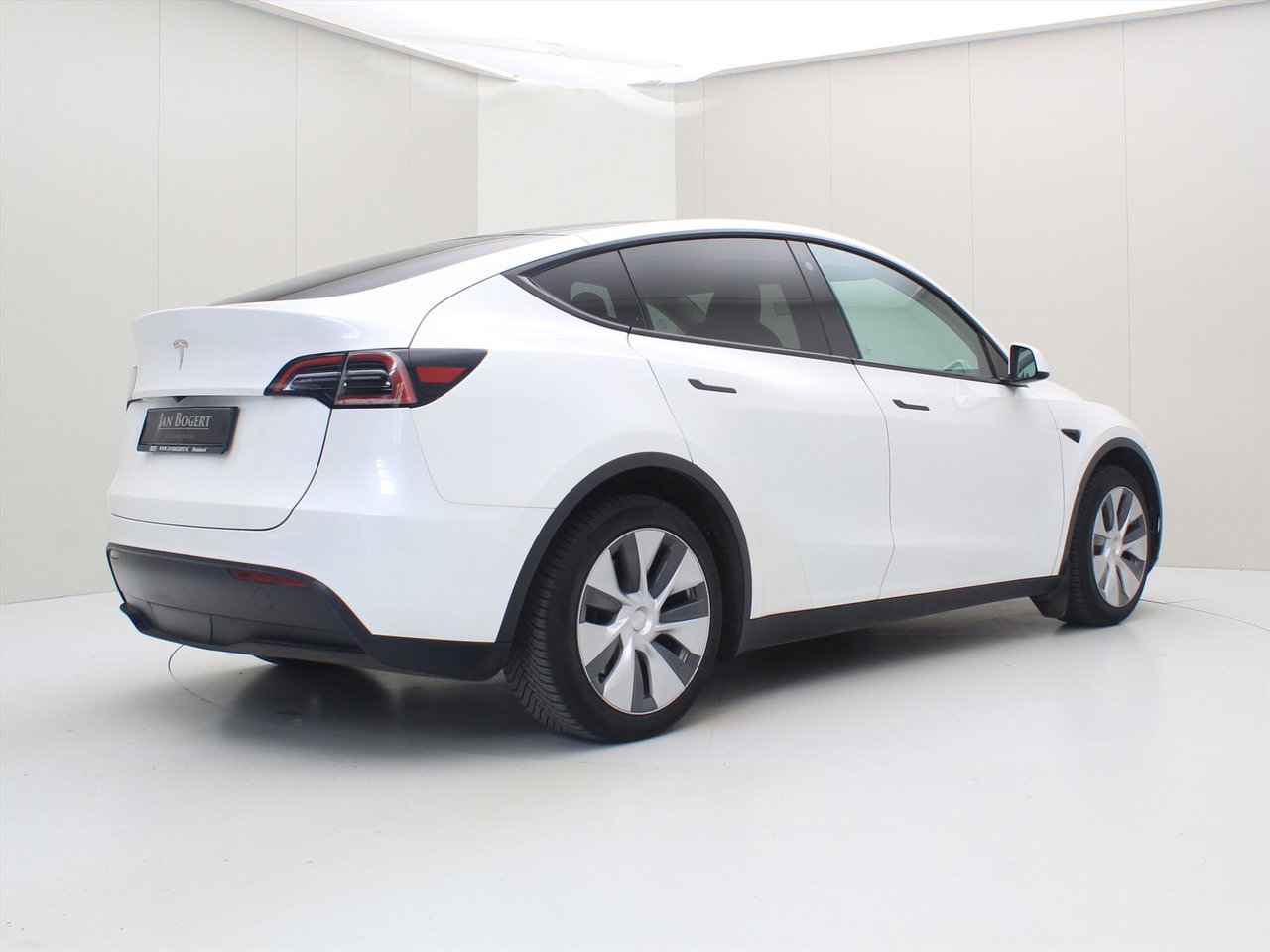 Tesla Model Y Standard RWD Plus 299pk 93.8% SoH [ AMD RYZEN+AUTOPILOT+19 INCH+PREMIUM AUDIO ] 3