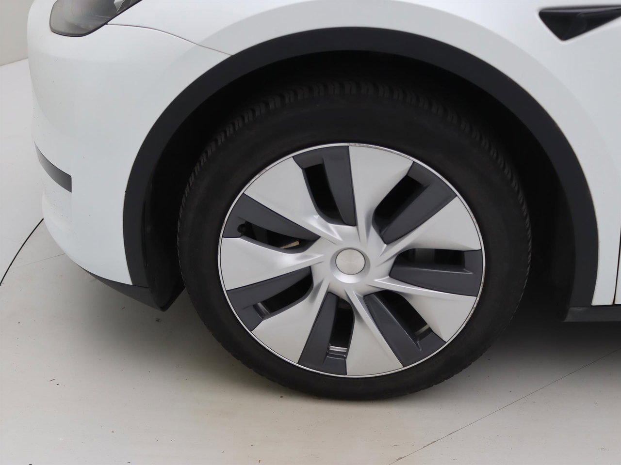 Tesla Model Y Standard RWD Plus 299pk 93.8% SoH [ AMD RYZEN+AUTOPILOT+19 INCH+PREMIUM AUDIO ] 22