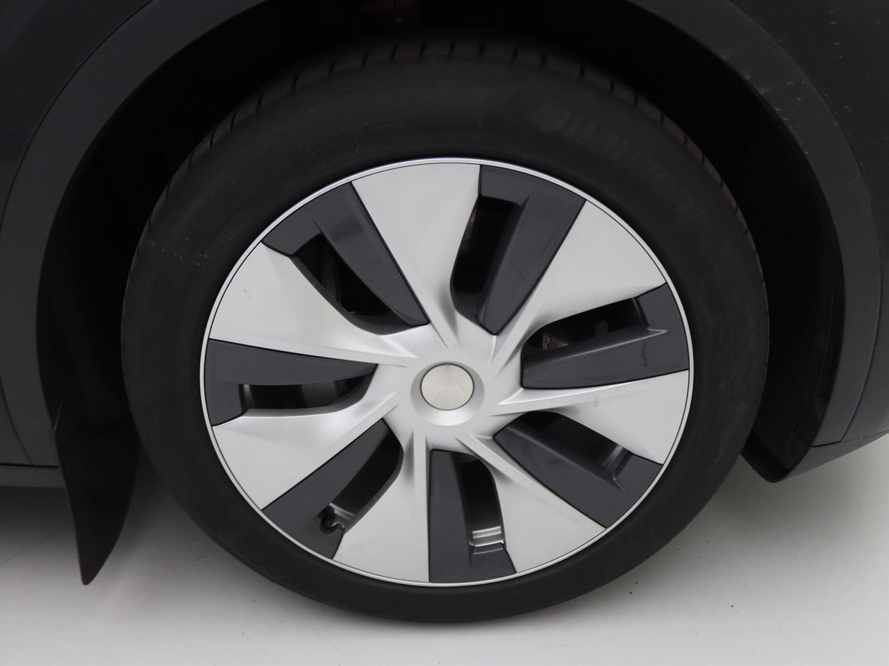 Tesla Model Y Long Range AWD 75kWh 351pk 89.7% SoH [ AUTOPILOT+19 INCH+PREMIUM AUDIO ] 15