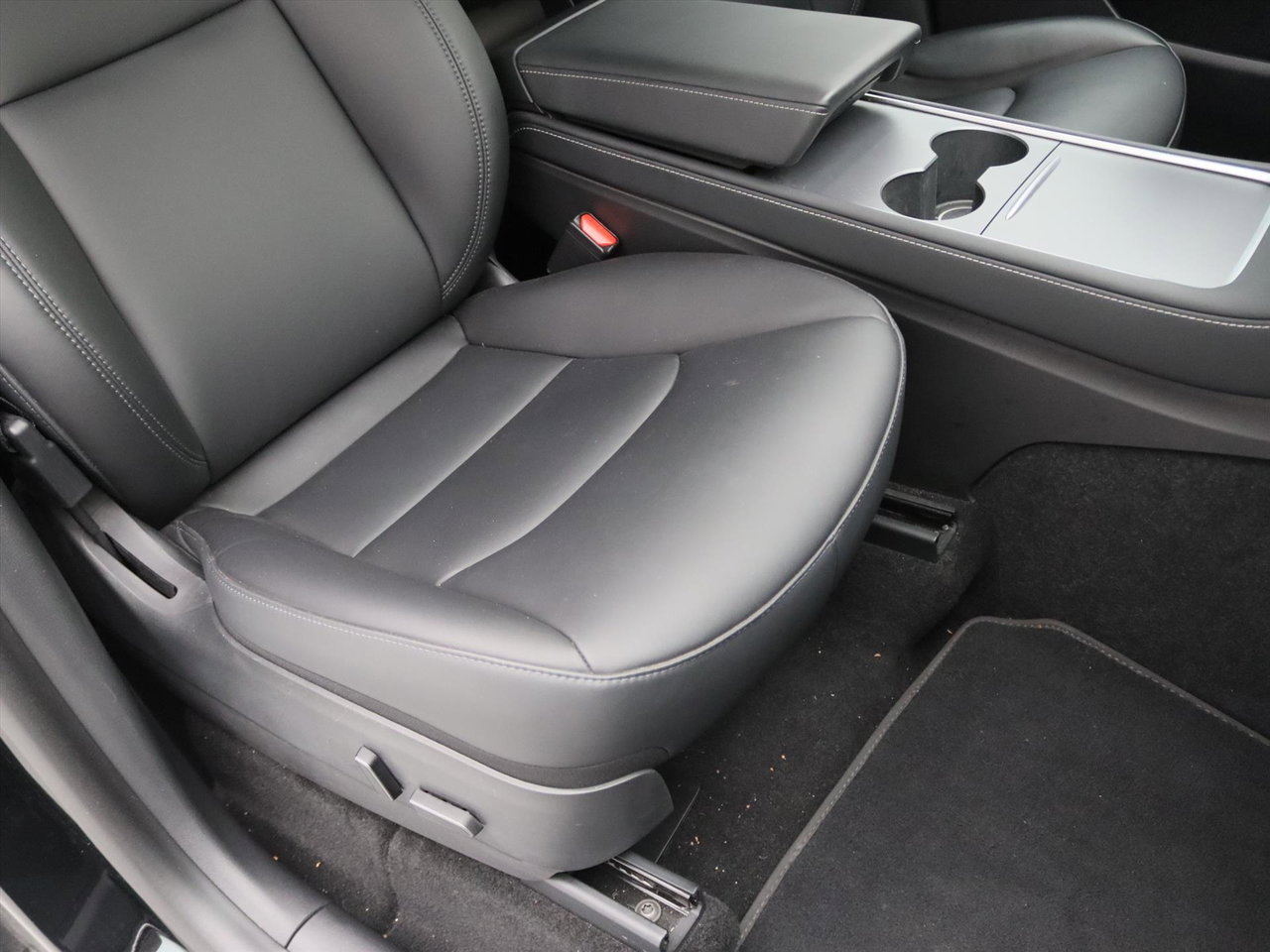 Tesla Model Y Long Range AWD 75kWh 351pk 89.7% SoH [ AUTOPILOT+19 INCH+PREMIUM AUDIO ] 13