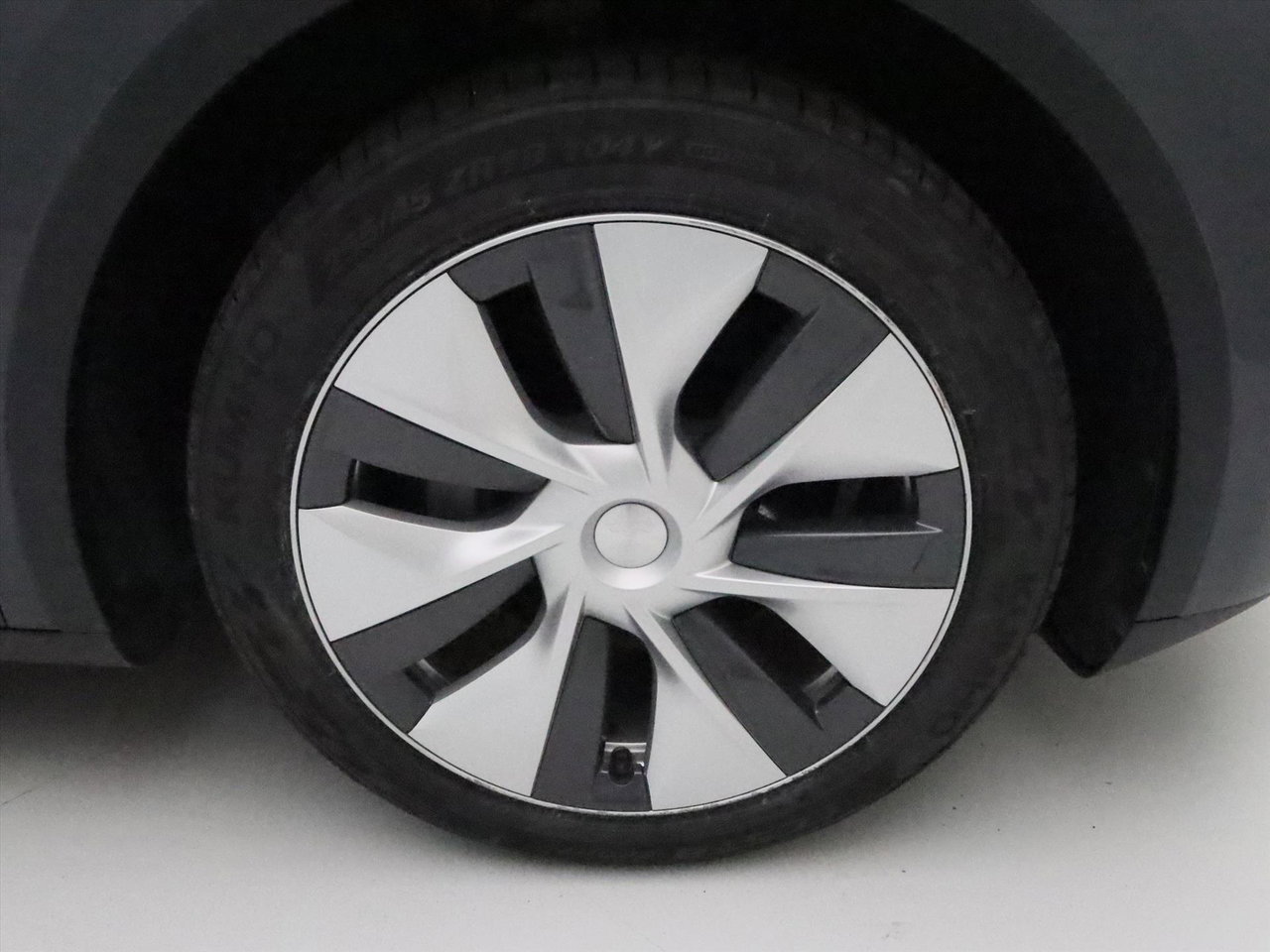 Tesla Model Y Standard RWD Plus 96.1% SoH [ AMD RYZEN+LFP-ACCU+WARMTEPOMP+AUTOPILOT ] 15