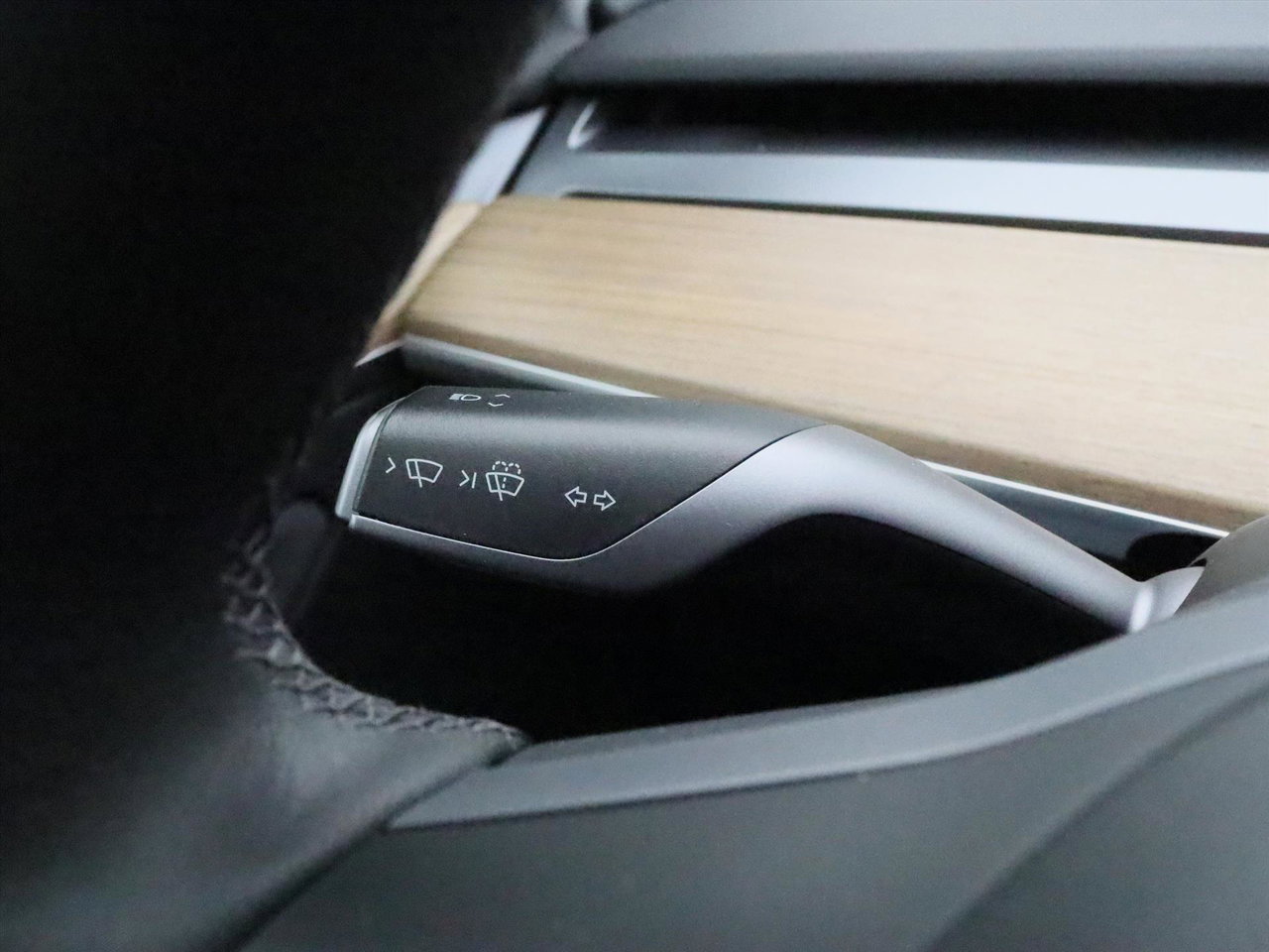 Tesla Model Y Long Range AWD 75kWh 351pk 92.8% SoH [ TREKHAAK+AMD RYZEN+AUTOPILOT+19 INCH ] 18