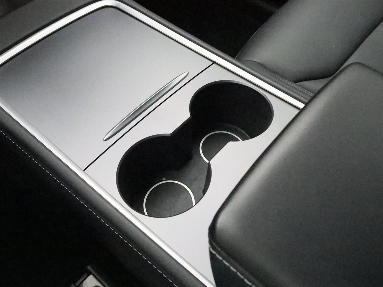 Tesla Model Y Long Range AWD 75kWh 351pk 92.8% SoH [ TREKHAAK+AMD RYZEN+AUTOPILOT+19 INCH ] 27