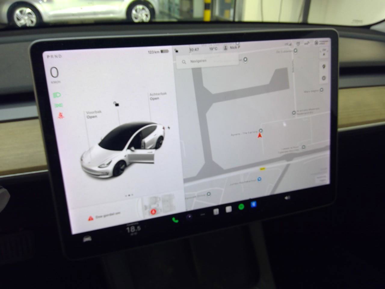 Tesla Model 3 Standard RWD Plus 89% SoH FACELIFT [ LFP-ACCU+AUTOPILOT+60 kWh+PREMIUM AUDIO ] 15