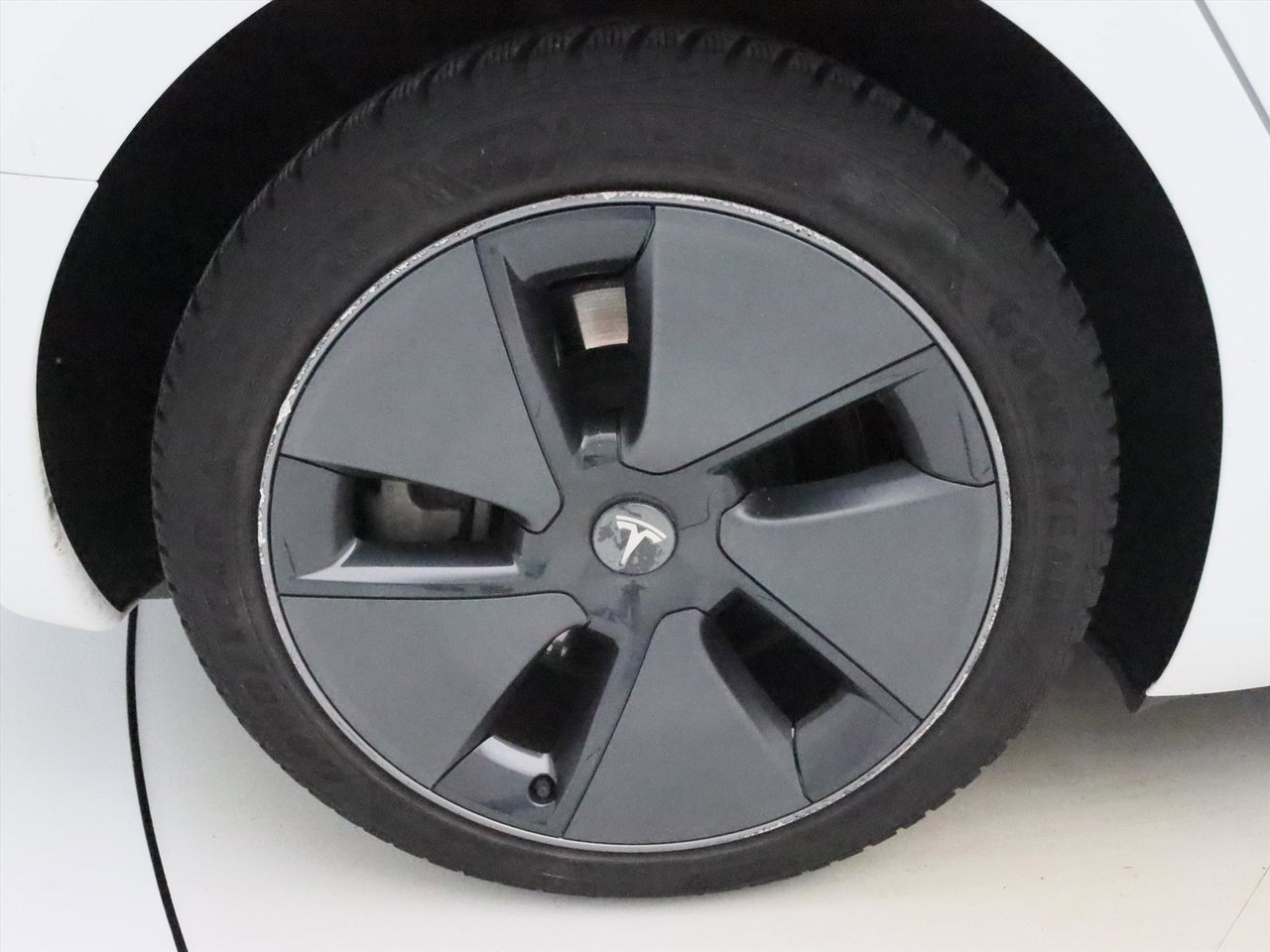 Tesla Model 3 Standard RWD Plus FACELIFT 90,4% SoH [ TREKHAAK+LFP-ACCU+WARMTEPOMP+AUTOPILOT ] 9