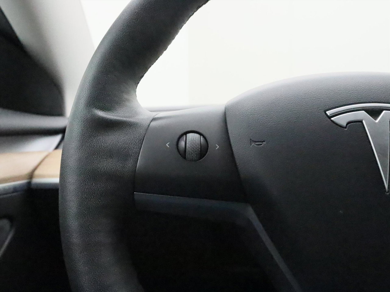 Tesla Model 3 Standard RWD Plus FACELIFT 90,4% SoH [ TREKHAAK+LFP-ACCU+WARMTEPOMP+AUTOPILOT ] 21
