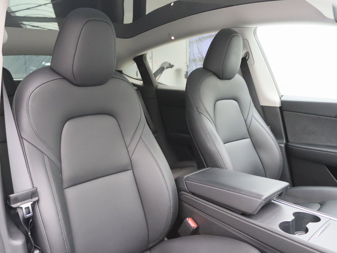 Tesla Model Y Standard RWD Plus 95.2% SoH [ AMD RYZEN+AUTOPILOT+19 INCH+PREMIUM AUDIO ] 13