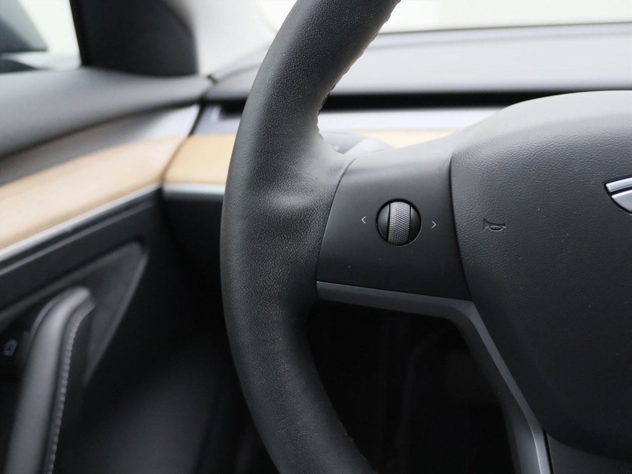 Tesla Model 3 Long-Range AWD 351pk 75 kWh FACELIFT [ WARMTEPOMP+AUTOPILOT+PREMIUM AUDIO ] 20