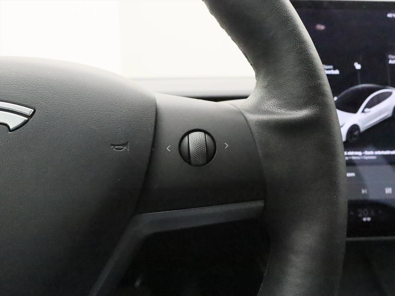 Tesla Model 3 Standard RWD Plus FACELIFT 90,3% SoH [ LFP-ACCU+WARMTEPOMP+AUTOPILOT+60 kWh+PREMIUM AUDIO ] 23