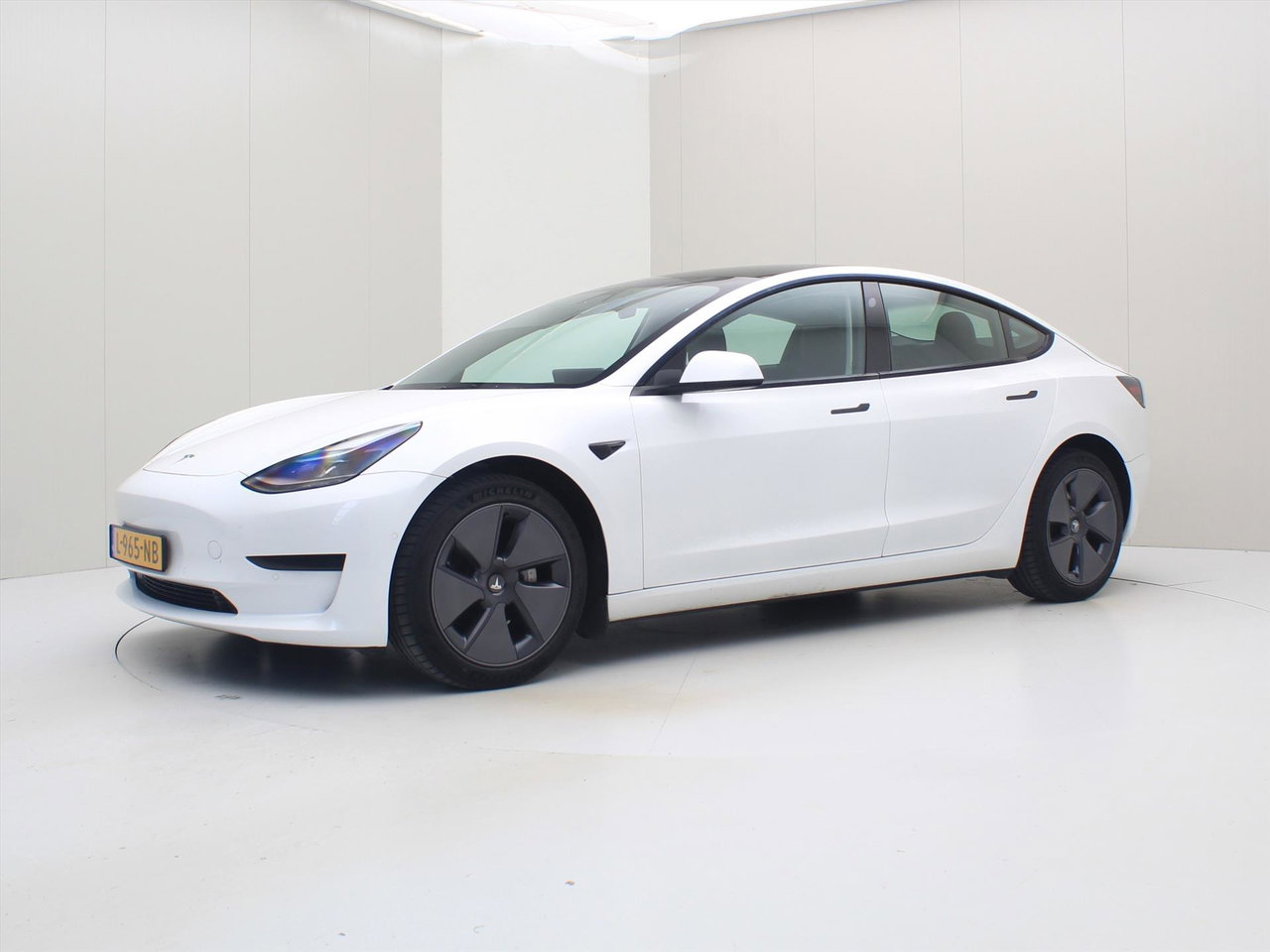 Tesla Model 3 Standard RWD Plus FACELIFT 90,3% SoH [ LFP-ACCU+WARMTEPOMP+AUTOPILOT+60 kWh+PREMIUM AUDIO ] 8