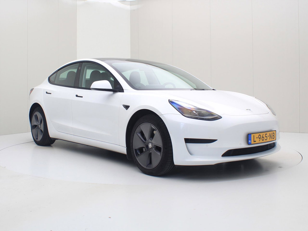 Tesla Model 3 Standard RWD Plus FACELIFT 90,3% SoH [ LFP-ACCU+WARMTEPOMP+AUTOPILOT+60 kWh+PREMIUM AUDIO ] 5