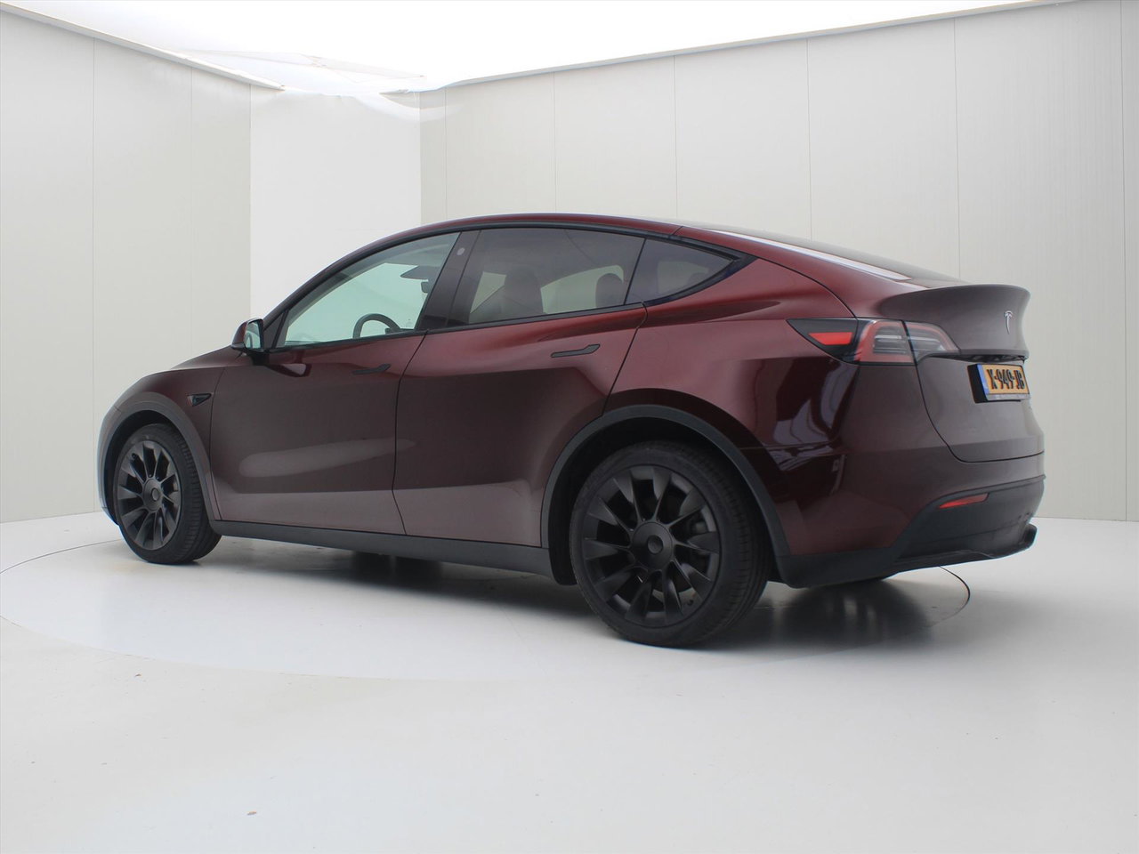 Tesla Model Y Long Range AWD 75kWh 351pk 90.5% SoH [CHERRY RED+FSD+WIT LEDER+ AMD RYZEN+AUTOPILOT+20 INCH ] 3