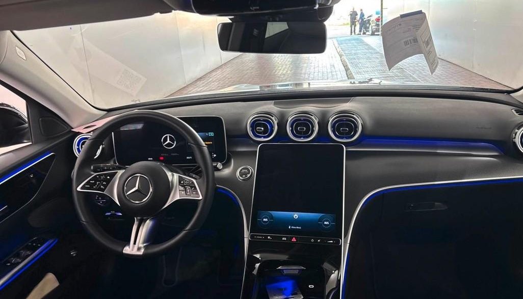 Mercedes-Benz C AVANTGARDE 3