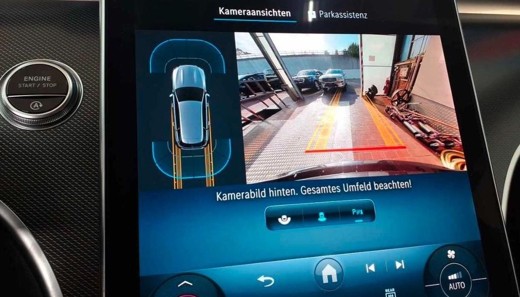 Mercedes-Benz C AVANTGARDE 4