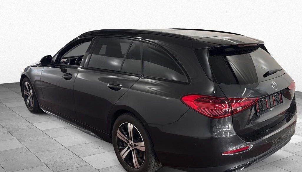 Mercedes-Benz C AVANTGARDE 7