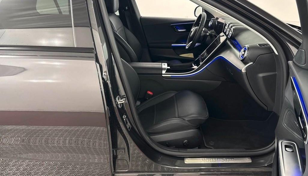 Mercedes-Benz C AVANTGARDE 9