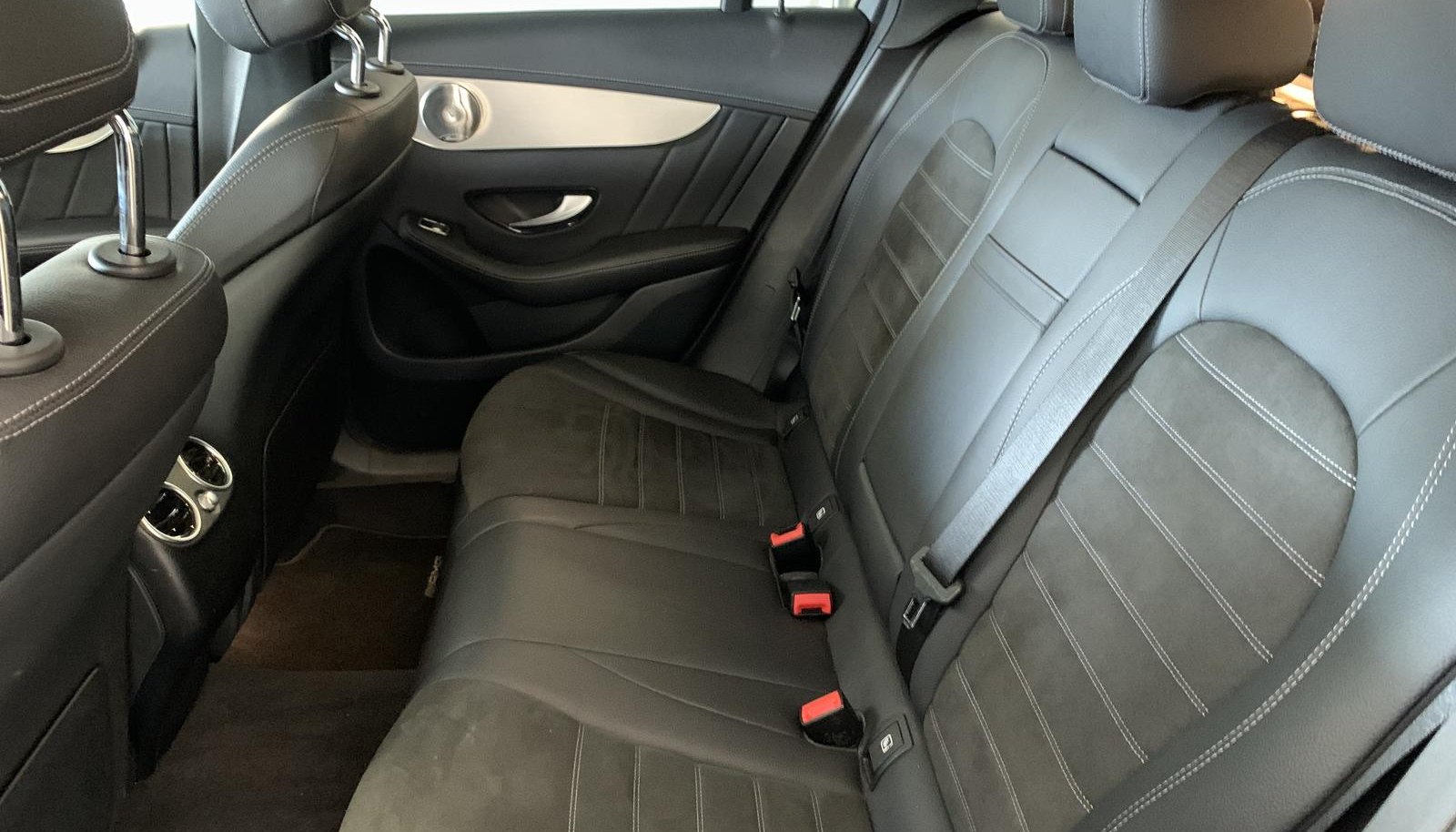 Mercedes-Benz GLC AMG Line 12