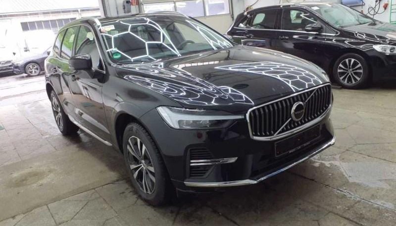 Volvo XC60 Inscription Expression Recharge PHEV AWD 2