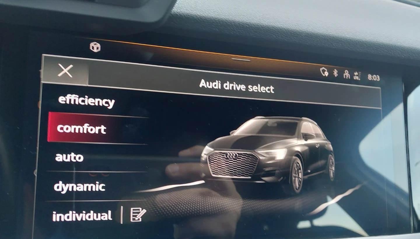 Audi A3 40 TFSI e advanced 10