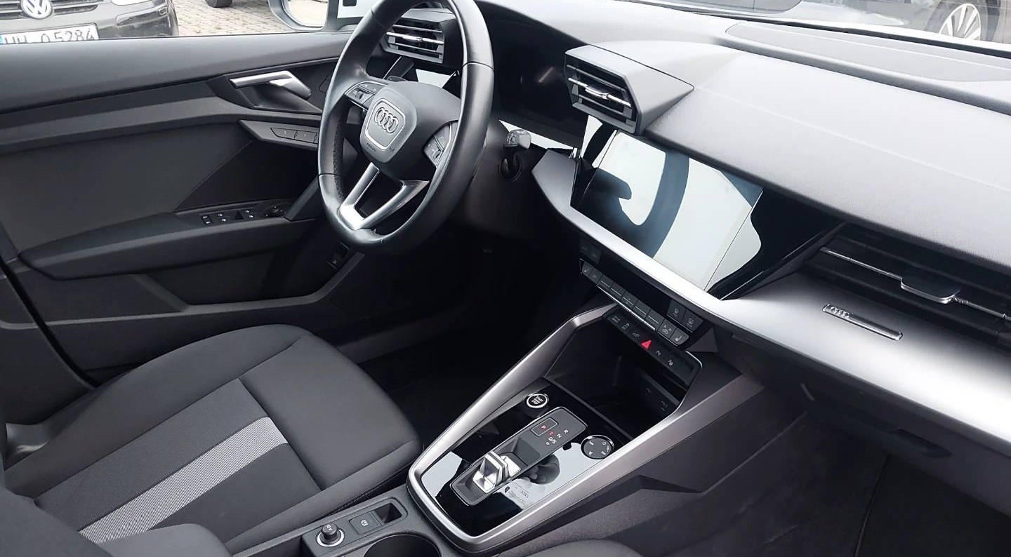 Audi A3 40 TFSI e advanced 6
