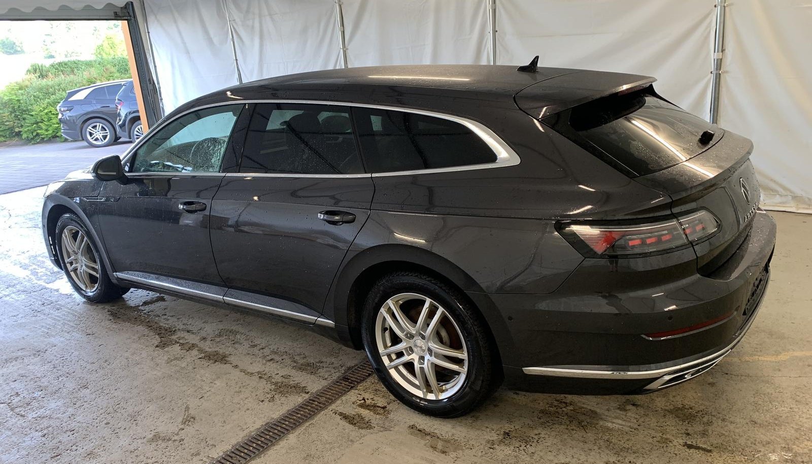 Volkswagen Arteon R-Line eHybrid 8
