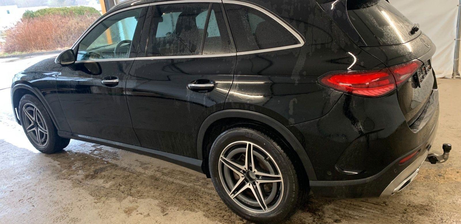 Mercedes-Benz GLC AMG Line 8
