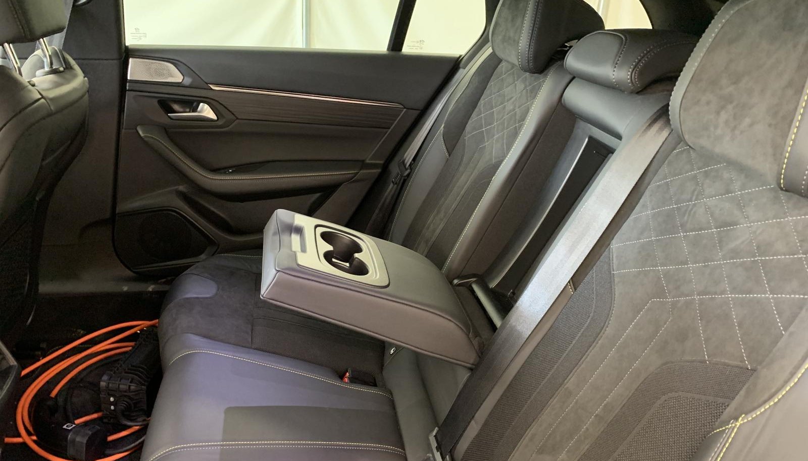 Peugeot 508 Hybrid4 360 PSE 8