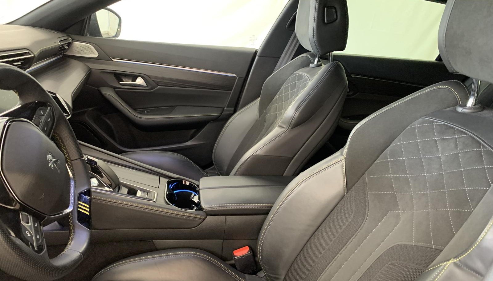 Peugeot 508 Hybrid4 360 PSE 9