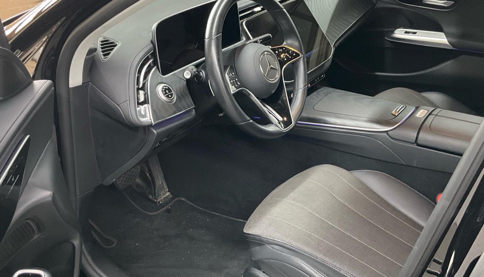 Mercedes-Benz E Avantgarde Advanced 4