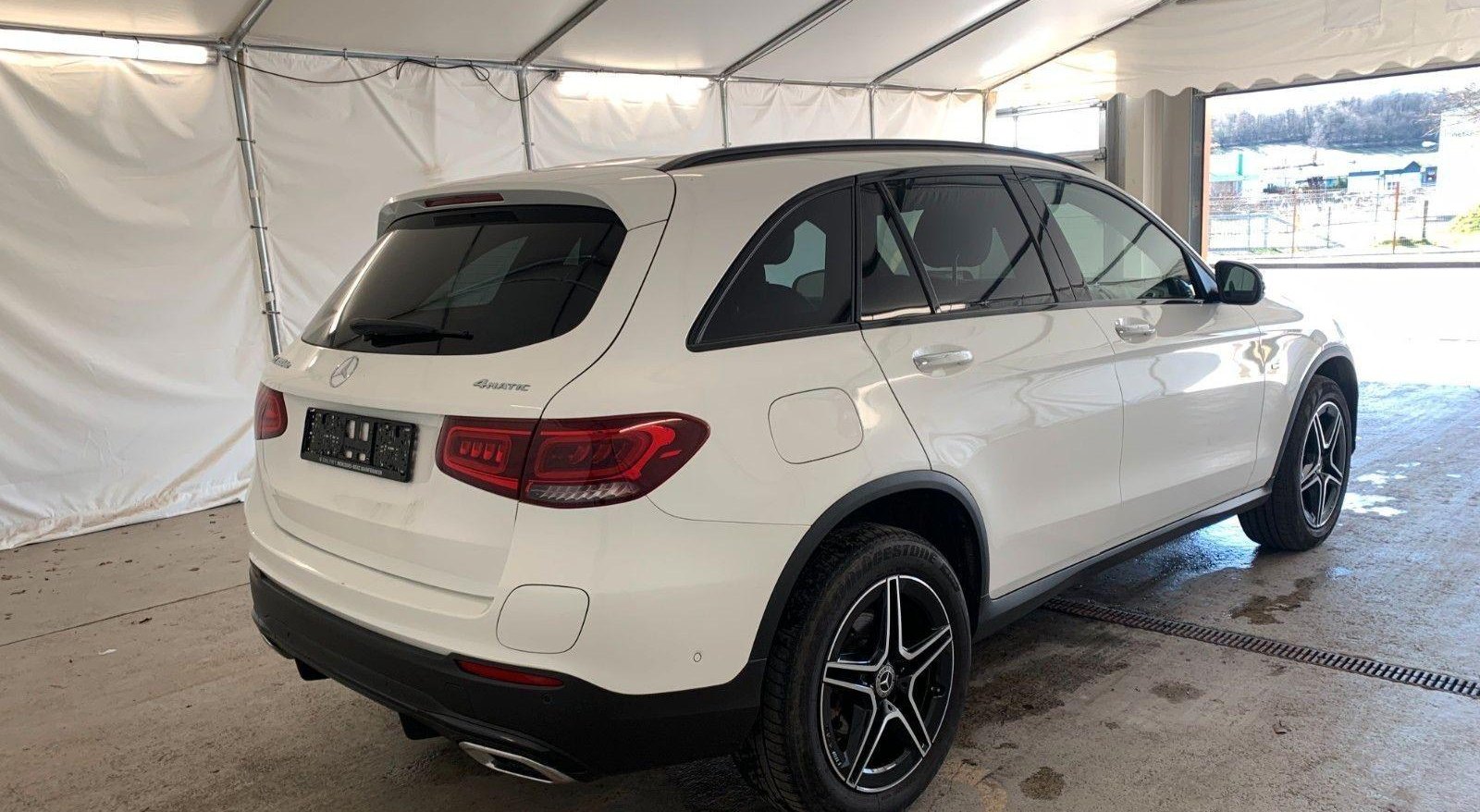 Mercedes-Benz GLC AMG Line 3