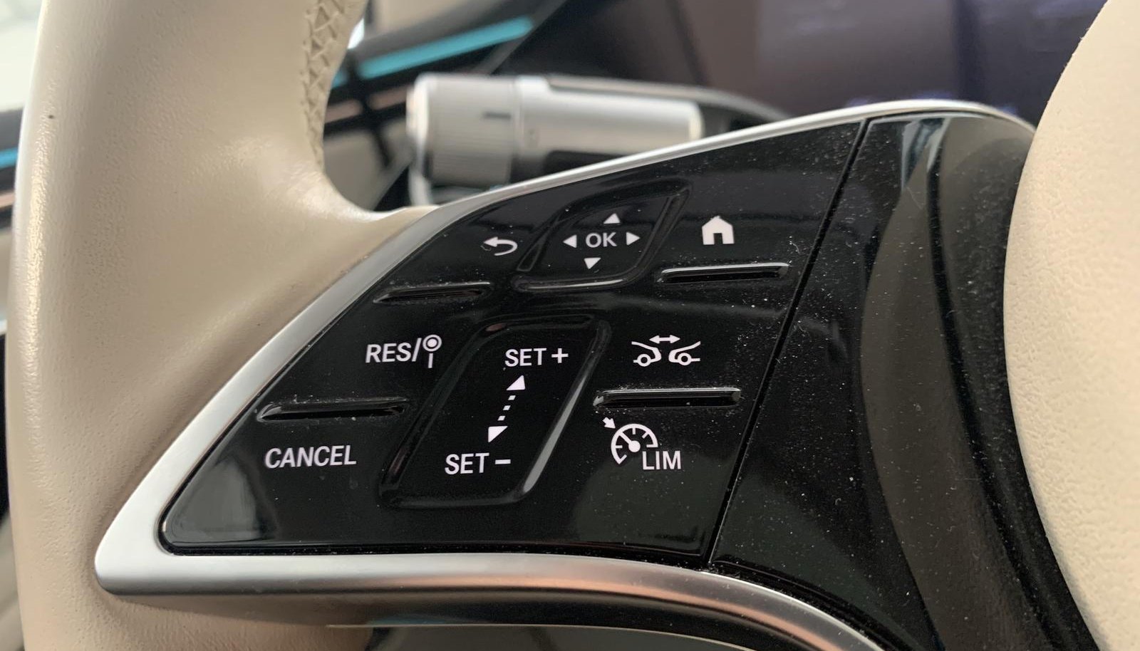 Mercedes-Benz EQS Avantgarde Interieur 12