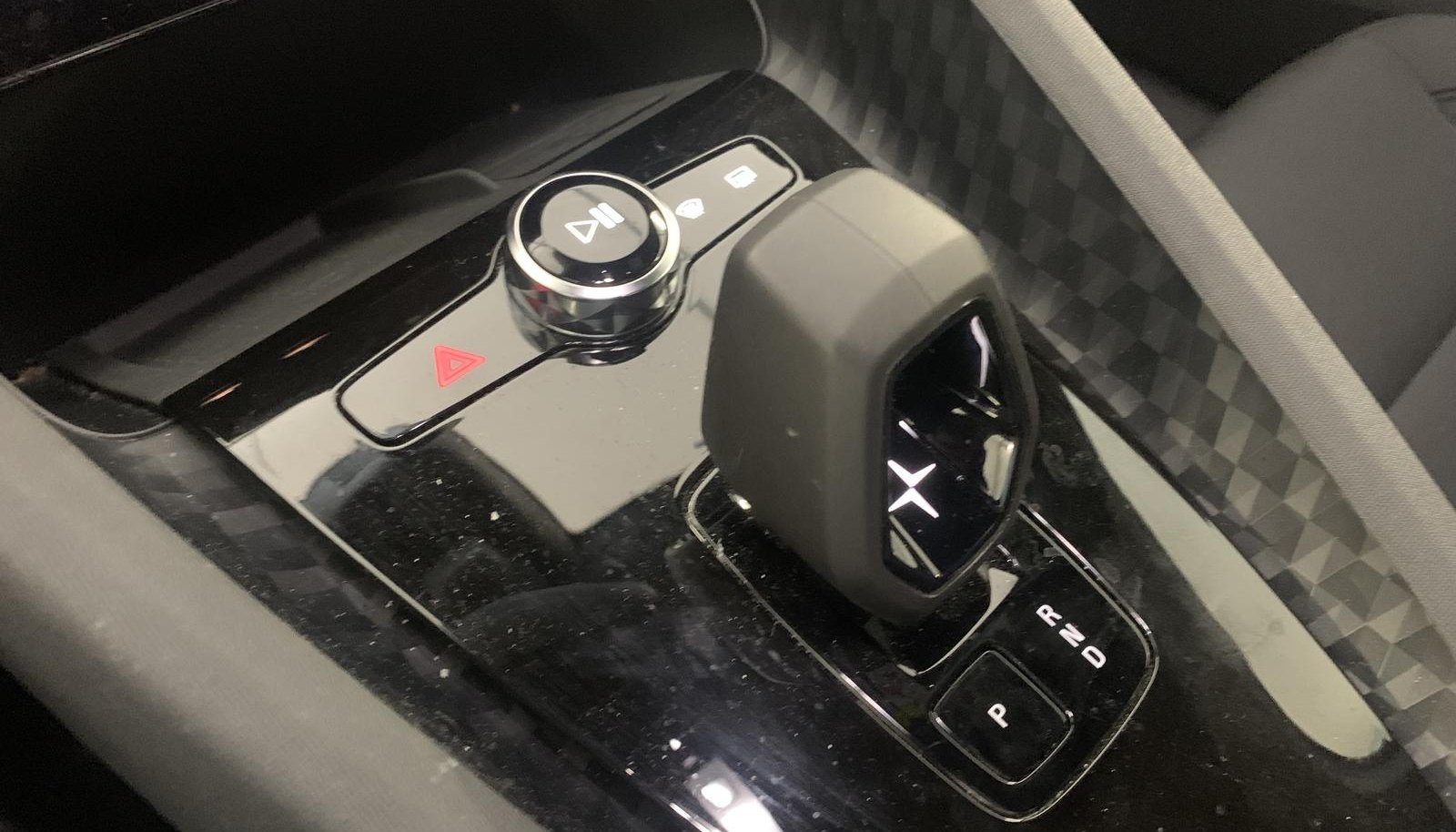 Polestar 2 Long Range SM Facelift 10
