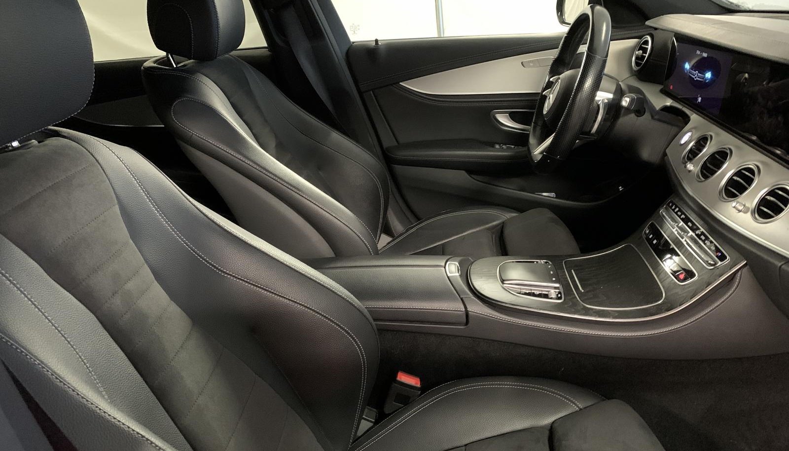 Mercedes-Benz E AMG Line 3