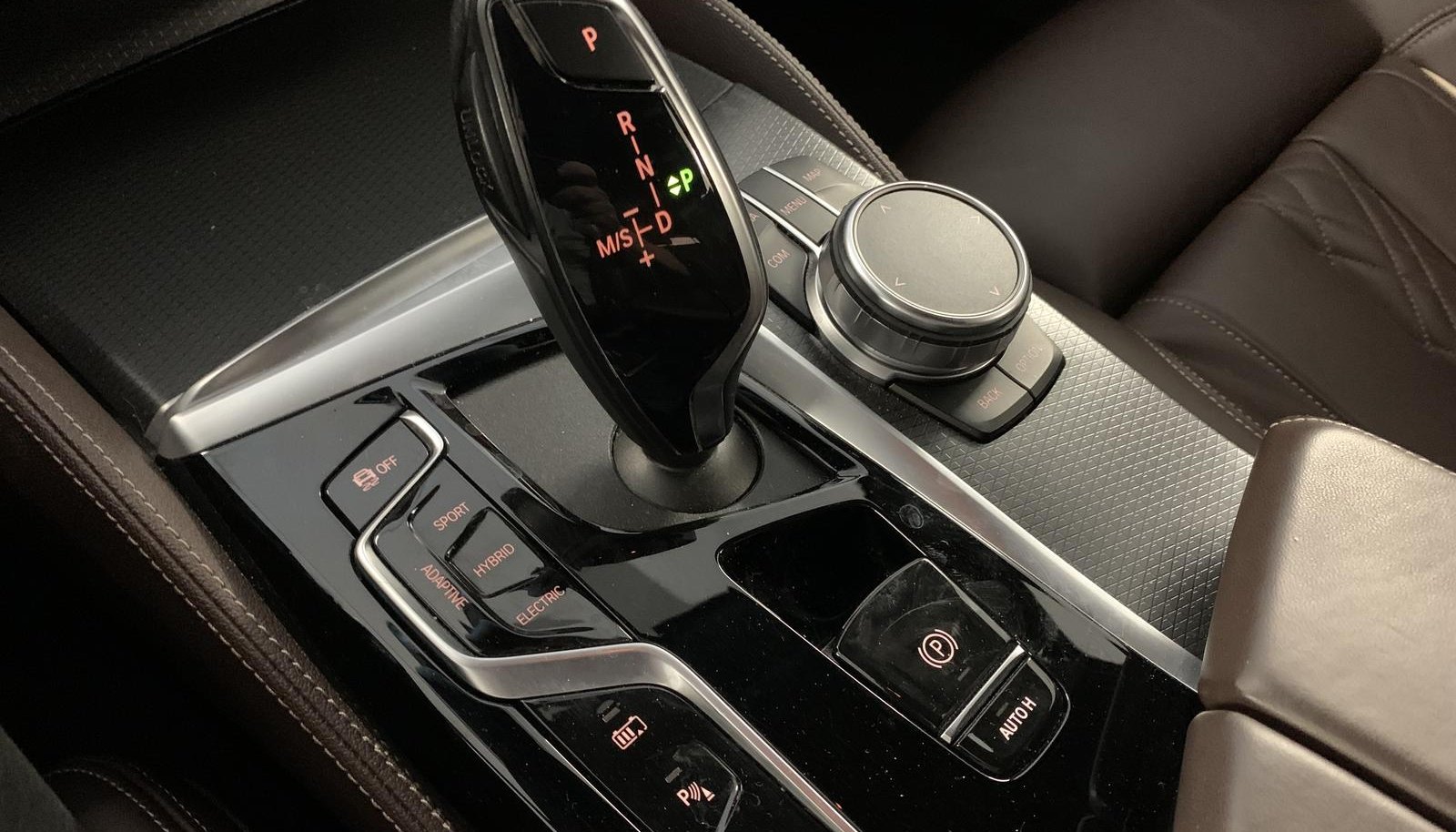 BMW 5 M Sport 12