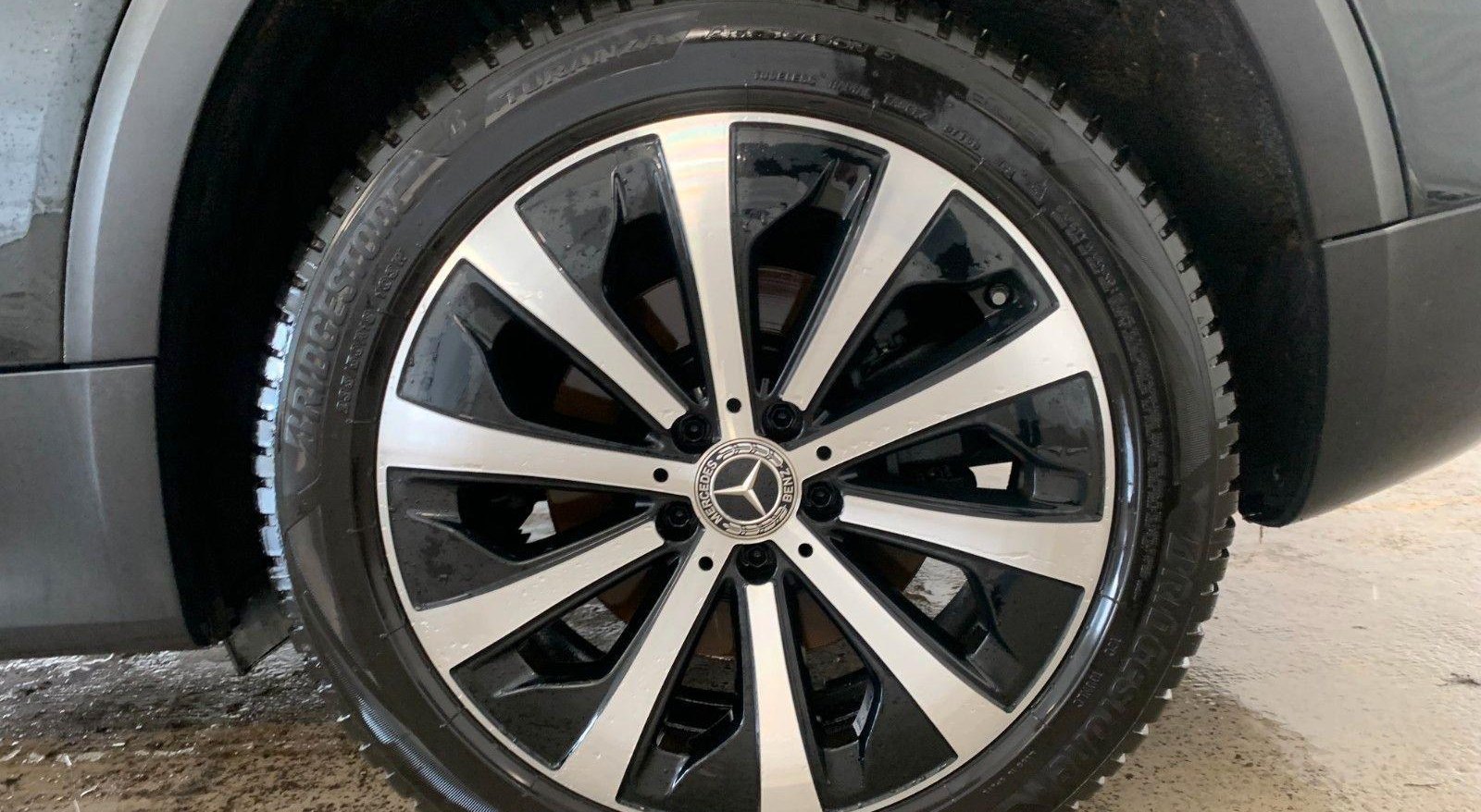 Mercedes-Benz GLB Progressive 5