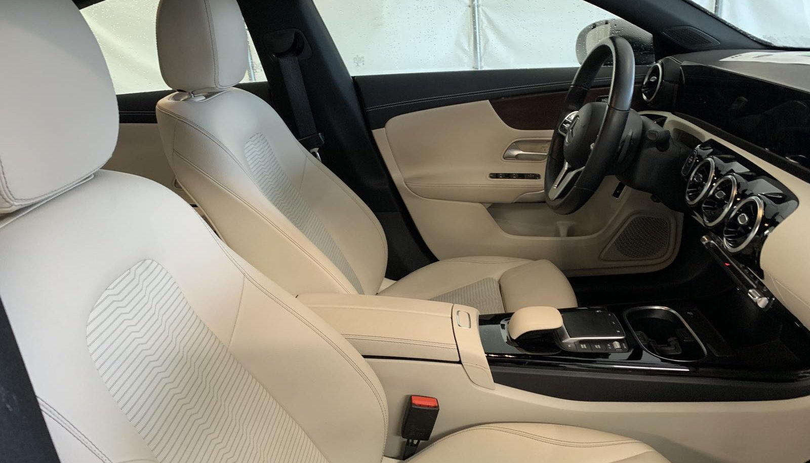 Mercedes-Benz CLA CLA 250 e 3