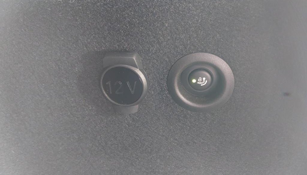 BMW X1 23d DRIVING+/LED+/NP62t€/KAM/AHK/KEYLESS 10