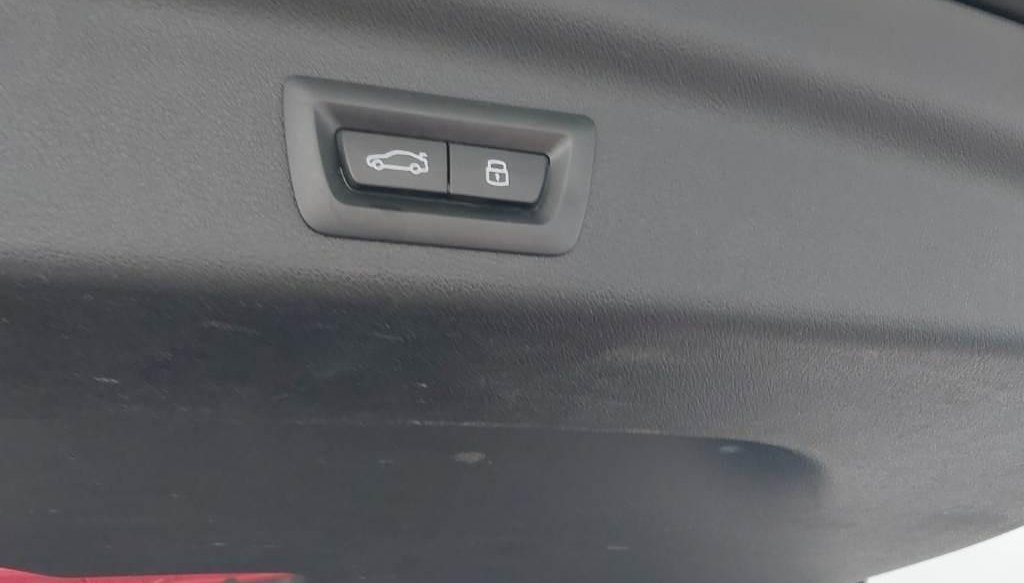 BMW X1 23d DRIVING+/LED+/NP62t€/KAM/AHK/KEYLESS 9