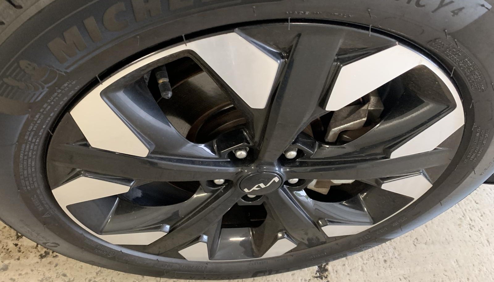 Kia Sportage Plug-In 4WD 3