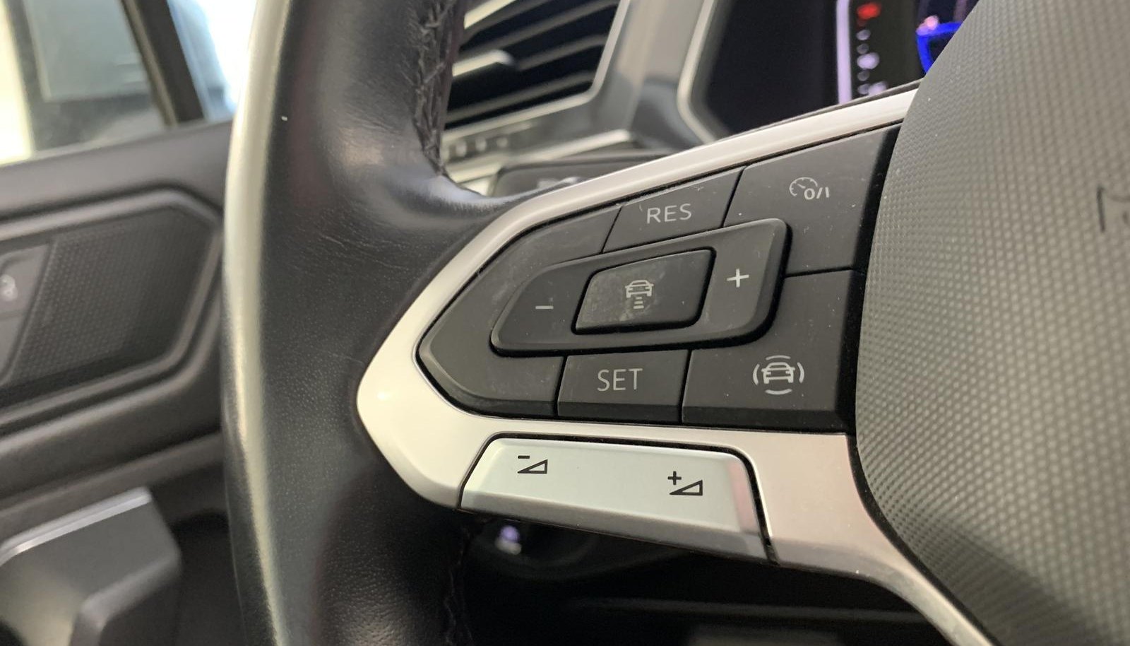 Volkswagen Tiguan Allspace Life 10