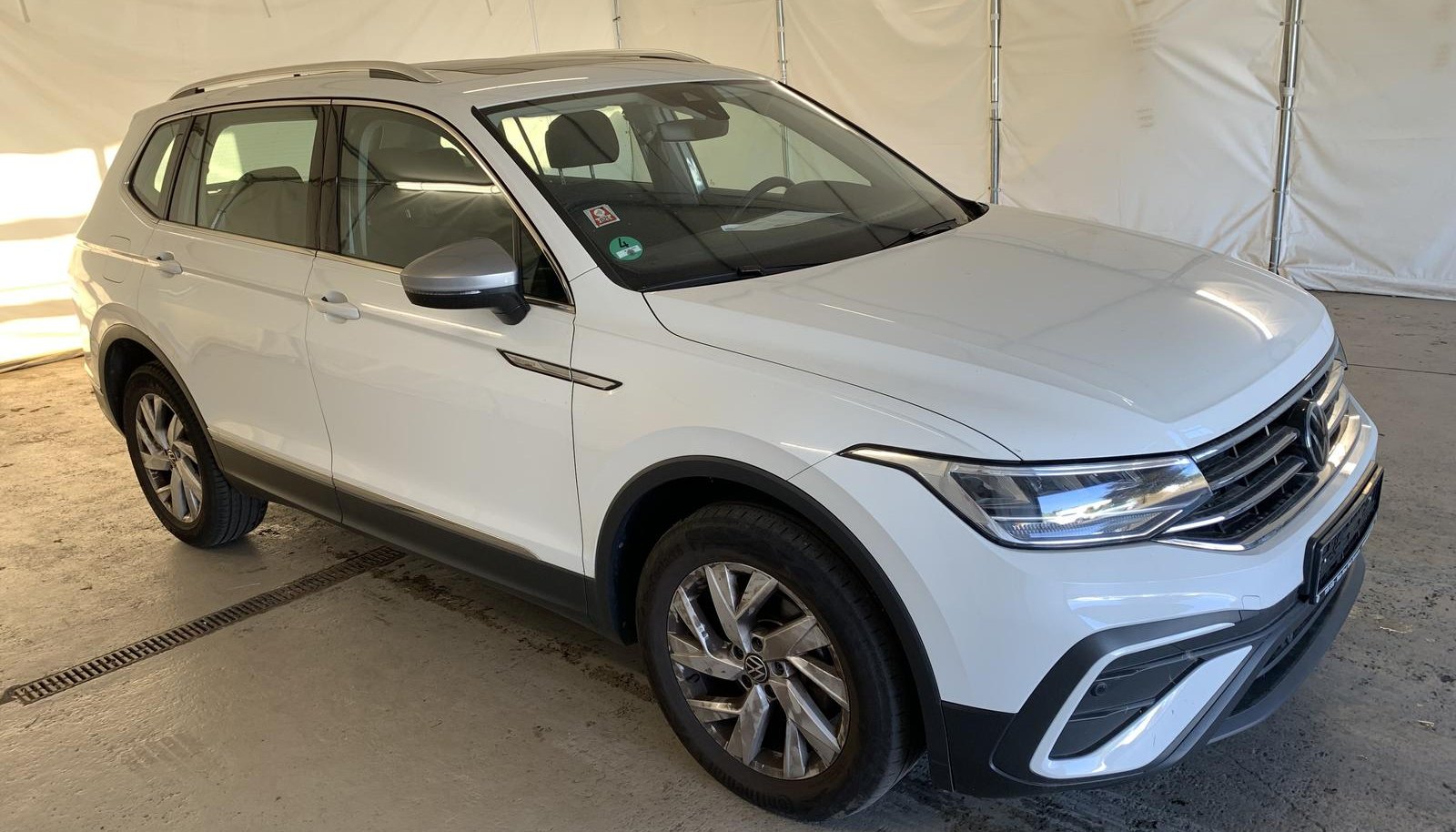 Volkswagen Tiguan Allspace Life 2