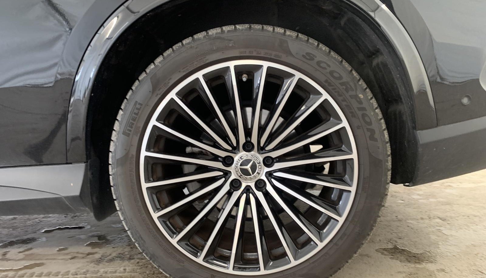 Mercedes-Benz GLC AMG Line 5