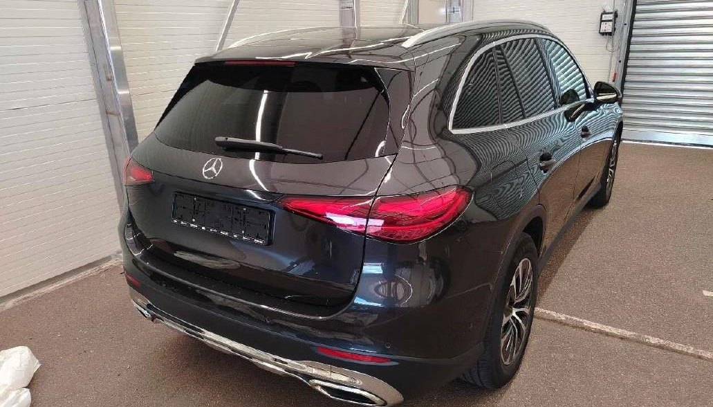Mercedes-Benz GLC Avantgarde Advanced 2