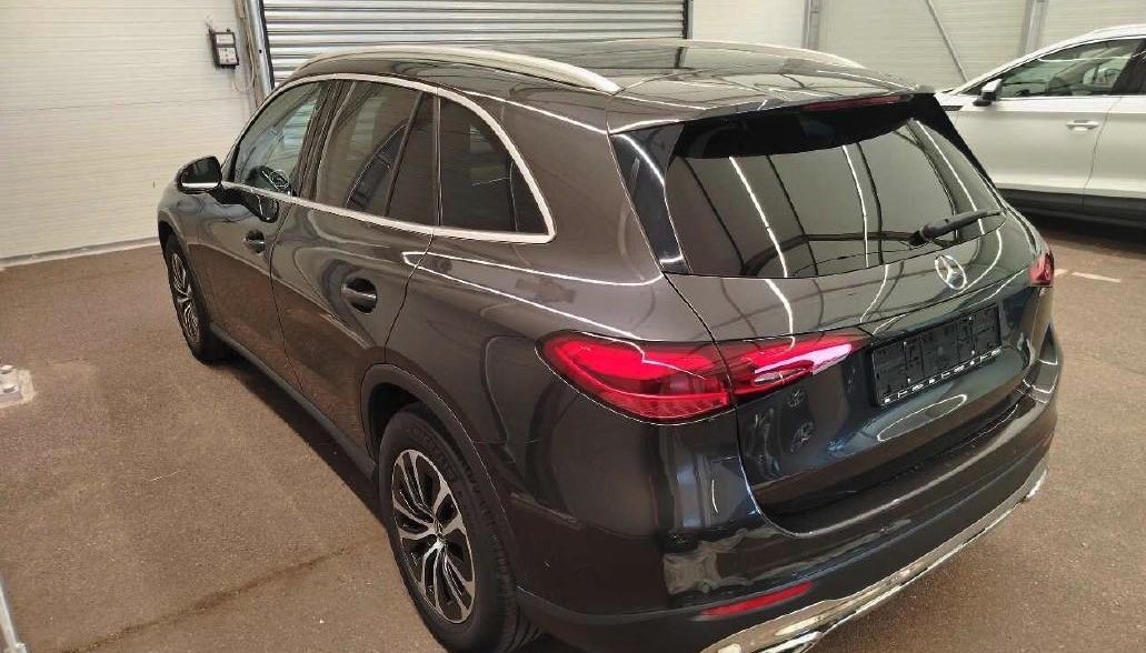 Mercedes-Benz GLC Avantgarde Advanced 7