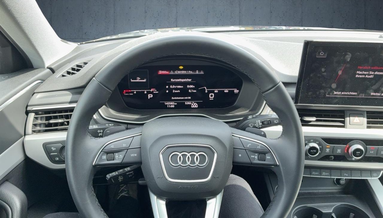 Audi A4 Avant MATRIX/VIRTUAL/ACC/PANO/KAM/UNFALLFREI 4