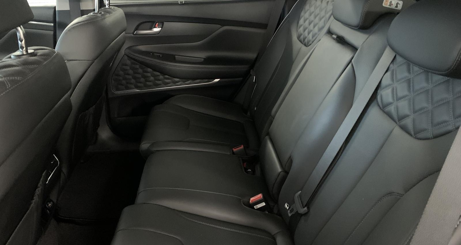 Hyundai Santa Prime Plug-In 4WD 7