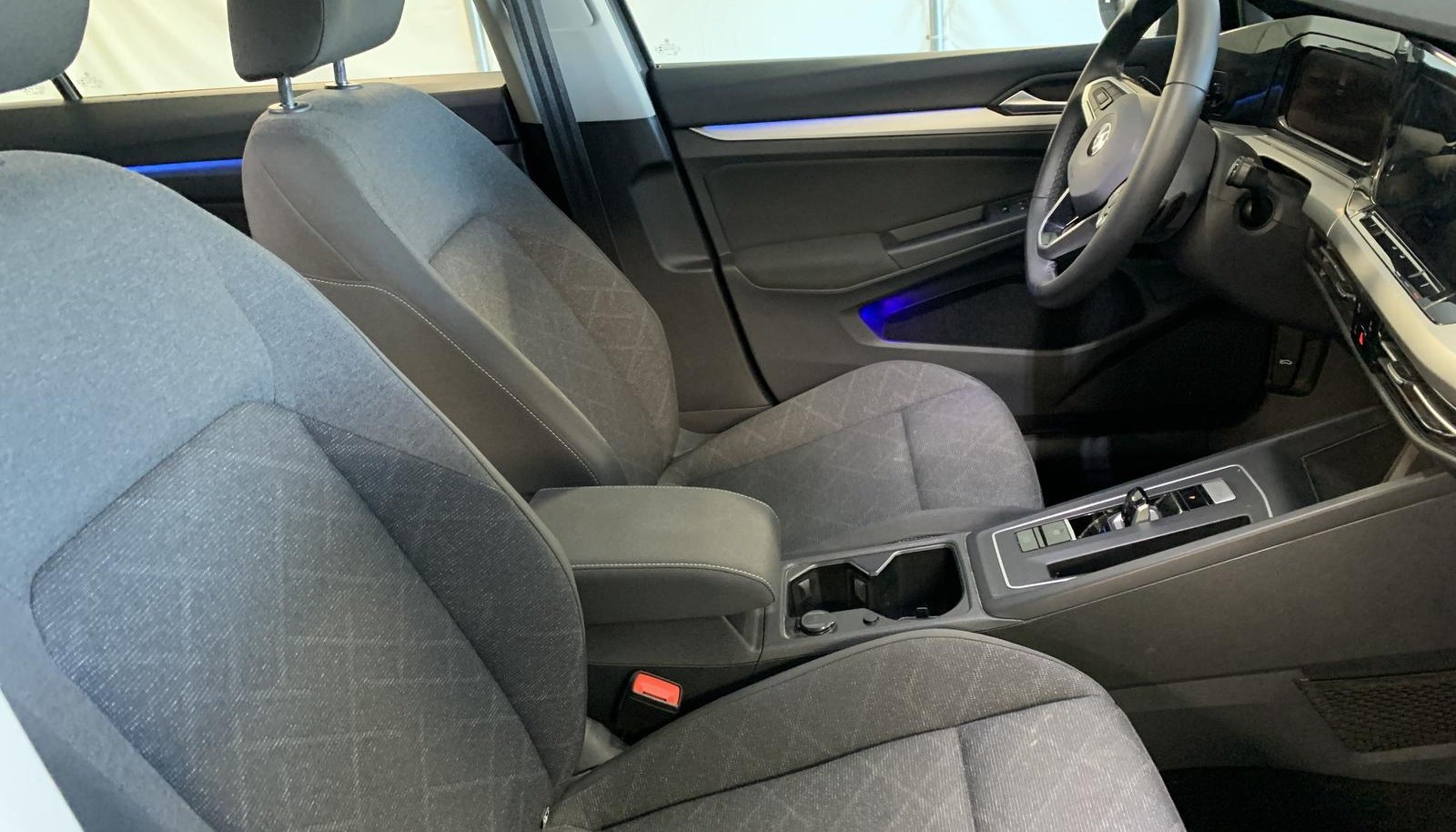 Volkswagen Golf Life 3