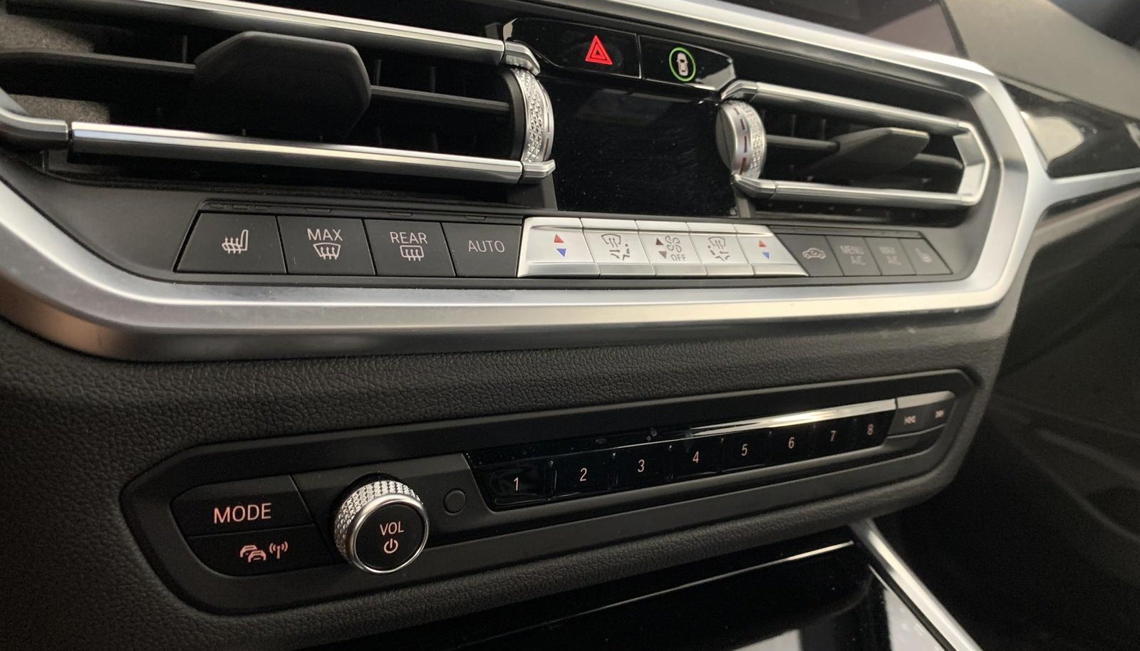 BMW 3 330 i Sport Line 11